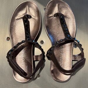 Pedro Garcia, Judith sandals